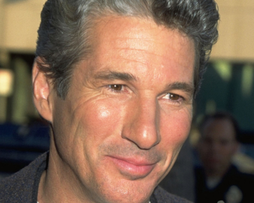 Richard Gere Didn’t Want to Be Called a ‘Sex Symbol,’ Threatened Legal Action if Talk Show Didn’t Remove Label, Says Michael Aspel: ‘He Took Himself Very Seriously’