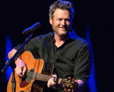 Blake Shelton riles up Twitter with his ‘tone-deaf’ new song, ‘Minimum Wage’