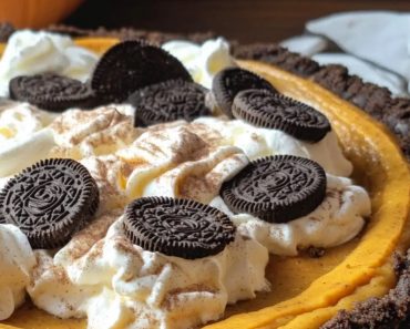 Pumpkin Oreo Delight Pie